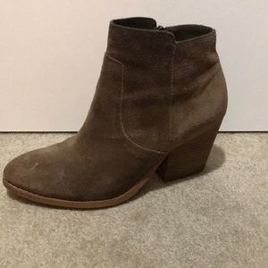 Treasure & Bond Tan Suede Booties